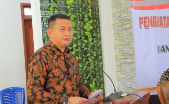 Ini Pesan Nikson Entengo Saat Memberikan Sambutan Kapasitas Pengelolaan Keuangan