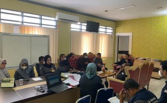 Bawaslu Gorontalo Gelar Rapat Finalisasi Penyusunan RAB Dana Hibah