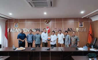 Amin Serahkan Laporan Akhir Kinerja Divisi SDMO dan Diklat Tahun 2022