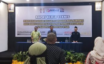 Ketua Bawaslu Provinsi Gorontalo Buka Rapat Kerja Teknis Pengelolaan Barang Dugaan Pelanggaran Kampanye