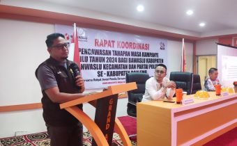Ketua Bawaslu Provinsi Gorontalo Membuka Rapat Koordinasi Pengawasan Tahapan Kampanye Pemilu 2024
