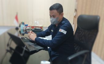 Kasek Nikson Entengo Bersama Kabag Administrasi Admira Wantogia Ikuti Rapat BMN Secara Virtual