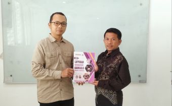 Fadjri Serahkan Laporan Akhir Kehumasan di Bawaslu RI