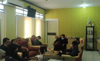 Bawaslu Provinsi Gorontalo Menggelar Rapat Bersama