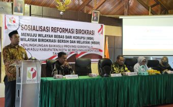 Sosialisasi RB, Bawaslu Gorontalo Hadirkan Guru Besar Administrasi Publik