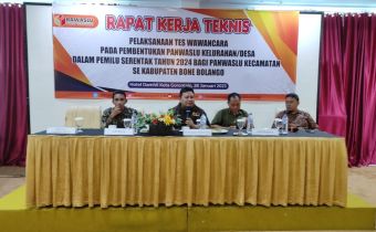 Amin Meminta Tim Penyusun Daftar Pertanyaan Tes Wawancara Panwaslu Kelurahan/Desa Memegang Prinsip Profesional