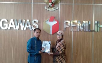 Iswan Maksum Hadiri Rapat Sosialisasi Penetapan Informasi Dikecualikan