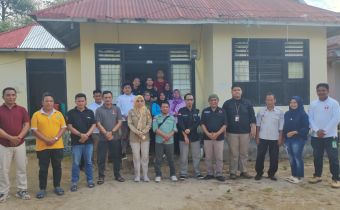 Turun Langsung, Bawaslu Monitoring Penertiban APS yang menyerupai APK di Bone Bolango dan Gorontalo Utara