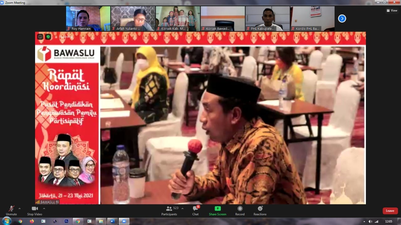 Ketua J. Umar dan Kabag Ferdy Hadiri Rakornas Pusat Pendidikan Pengawasan Pemilu Partisipatif Tahun 2021