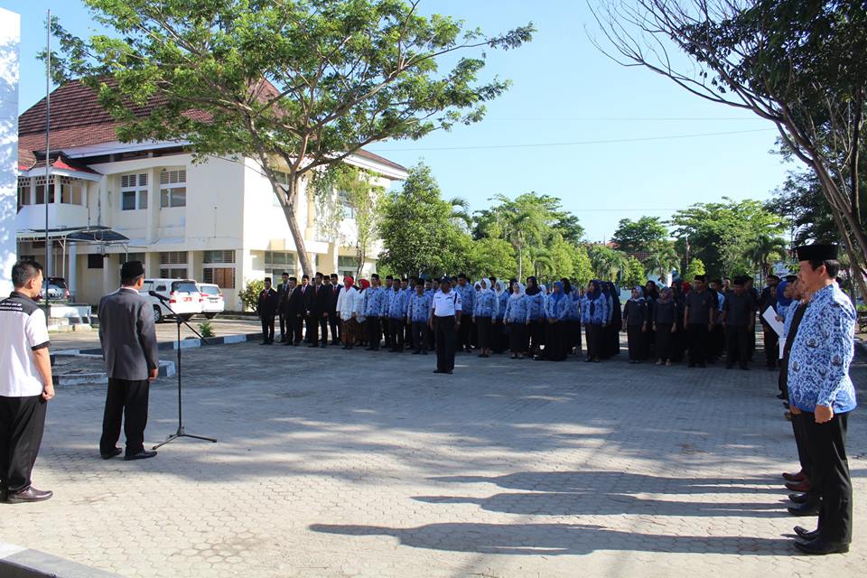 Bawaslu Provinsi Gorontalo Gelar Upacara Hut Kemerdekaan Ke 73 dihalaman Sekretariat Bawaslu Provinsi Gorontalo