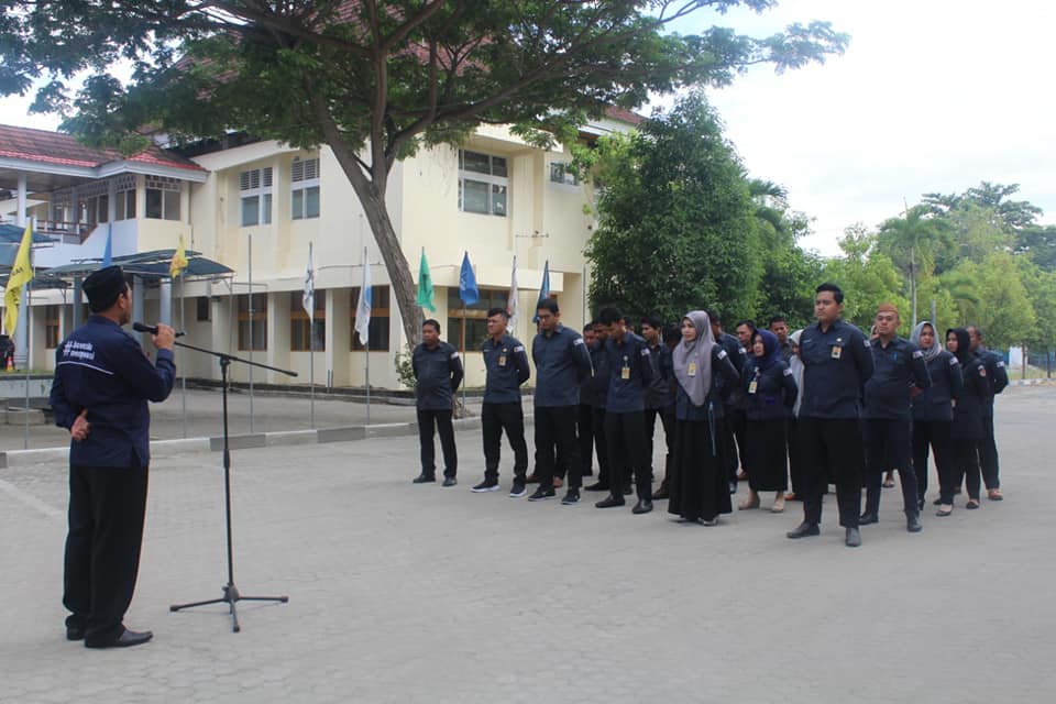 Ketua Bawaslu Provinsi Gorontalo Berikan Arahan Pada Saat Apel
