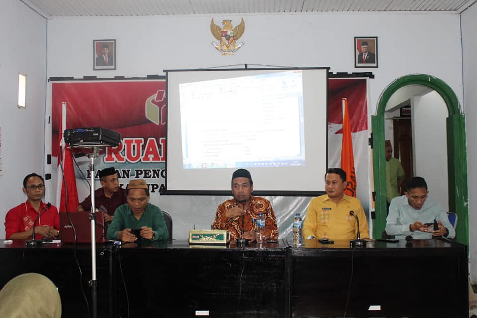 MEMASTIKAN TAHAPAN PILKADA BERJALAN BAIK, KETUA BAWASLU PROVINSI DIDAMPINGI KASEK BERI PENGUATAN PROSES PENGAWASAN PADA PANWASCAM BONE BOLANGO.