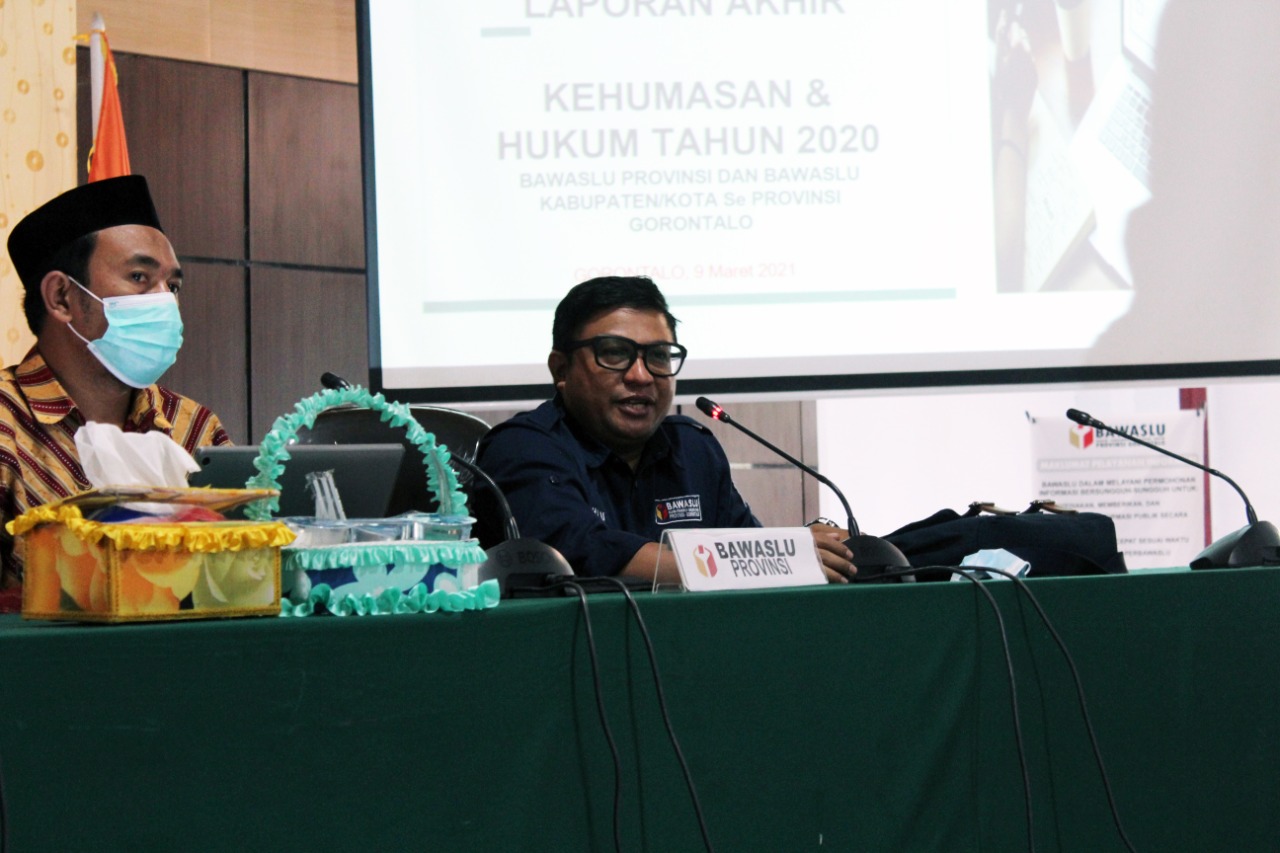 â€œBawaslu Provinsi Gorontalo Bersama Bawaslu Kabupaten/Kota Menyusun Laporan Akhir Kehumasan dan Hukumâ€