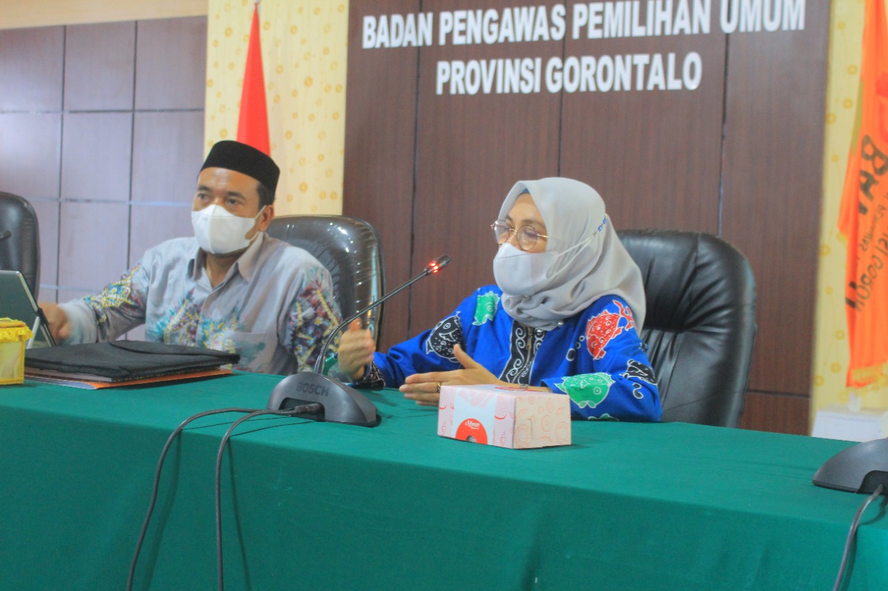 Perkuat Hubungan Antar Lembaga: Bawaslu Provinsi Gorontalo Lakukan Penandatangan MoU Bersama Fakultas Hukum UNG