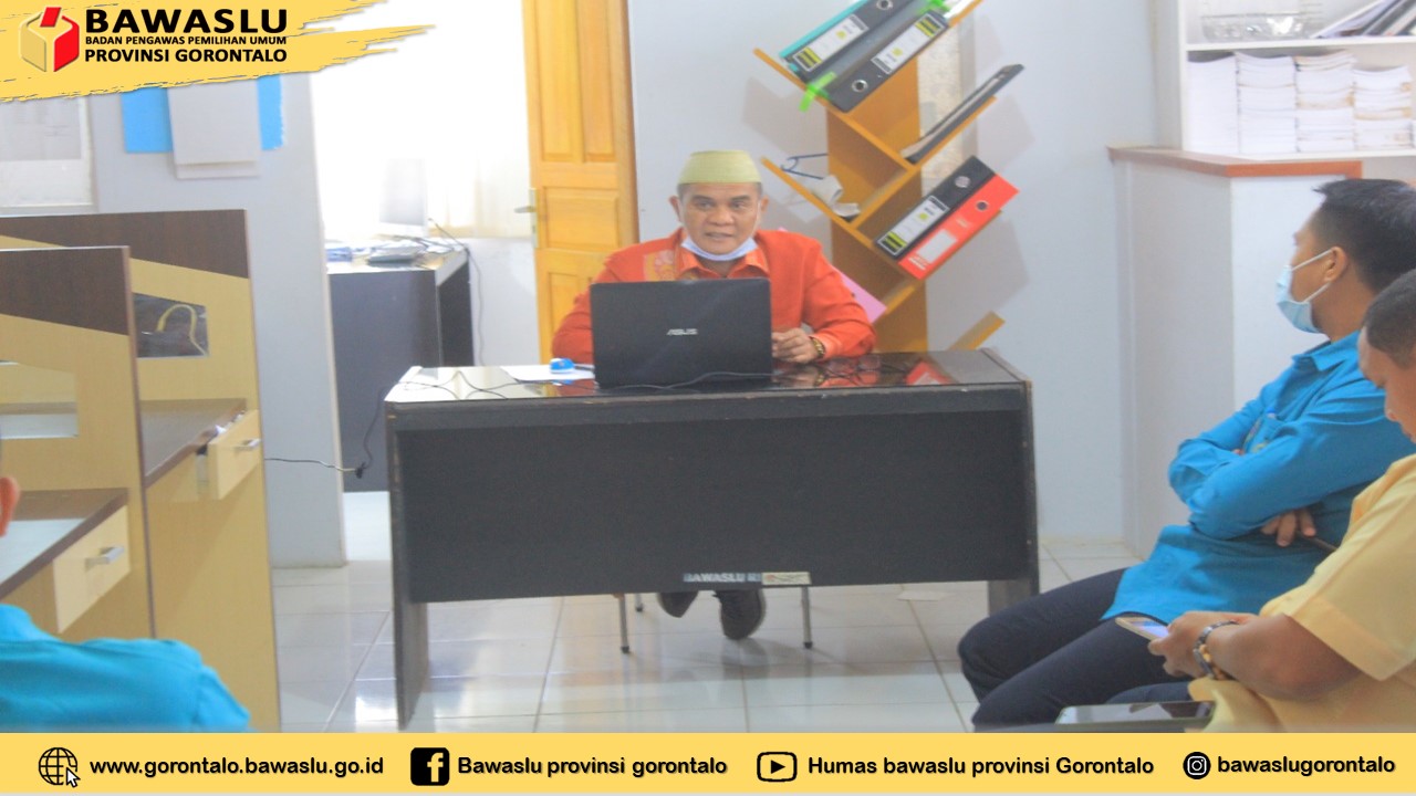 Dorong Akuntabilitas Kinerja Bagian Pengawasan Bawaslu Provinsi Gorontalo, Kabag Pengawasan: Ferdy Rus Modanggu Lakukan Rapat Pembahasan Evaluasi Program Kerja Pengawasan dan Humas