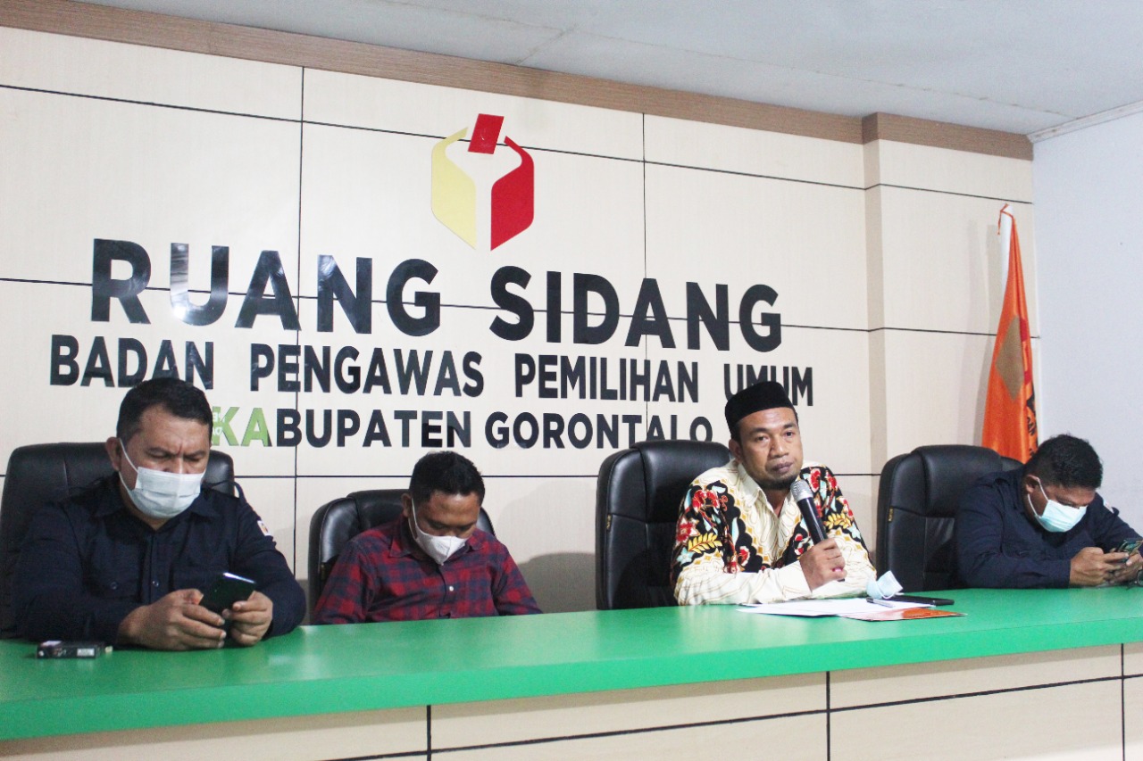 Selama Tiga Hari Bawaslu Provinsi Gorontalo Menggelar Rapat Evaluasi Pelaksanaan PerBawaslu.
