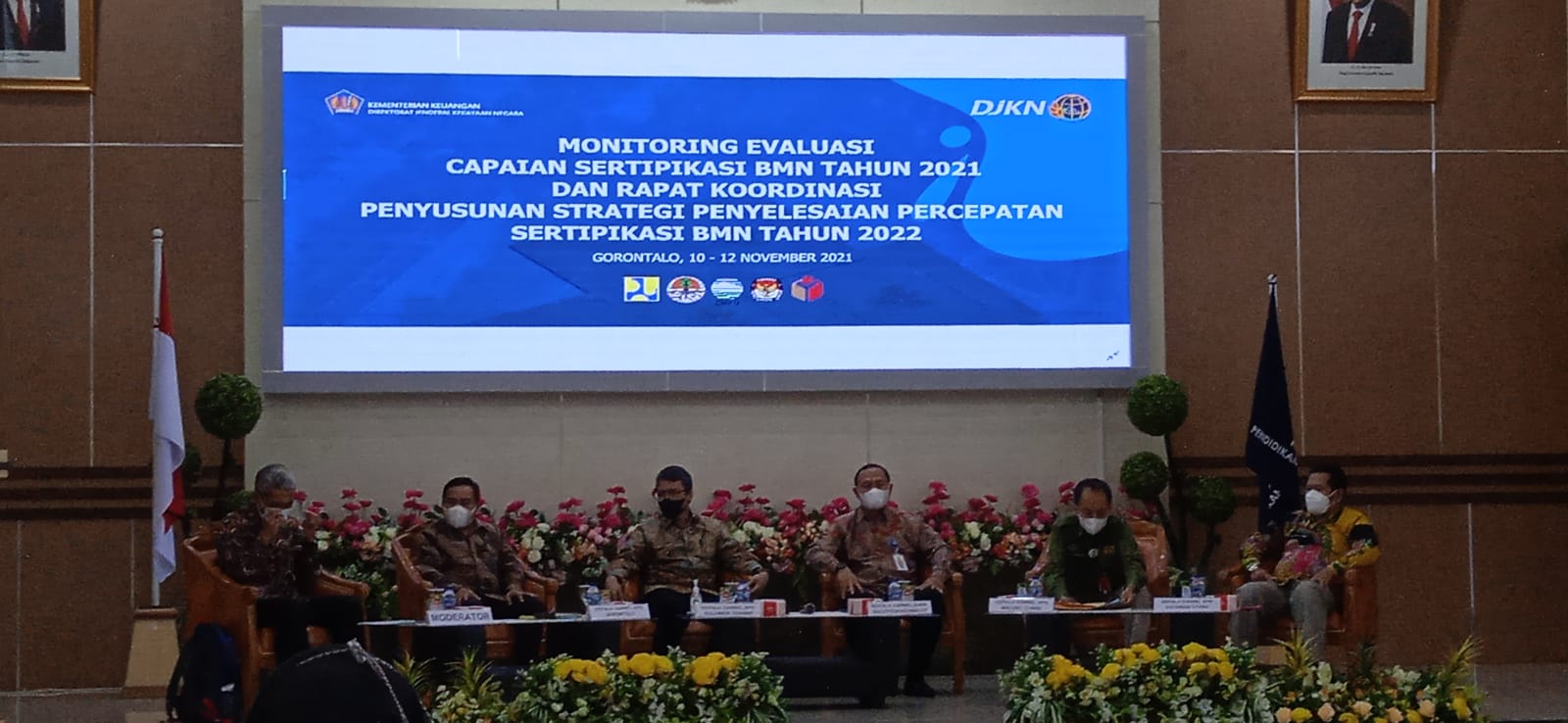 Kasek bersama Kabag dan Staf BMN Bawaslu Provinsi Gorontalo Hadiri Rapat Koordinasi