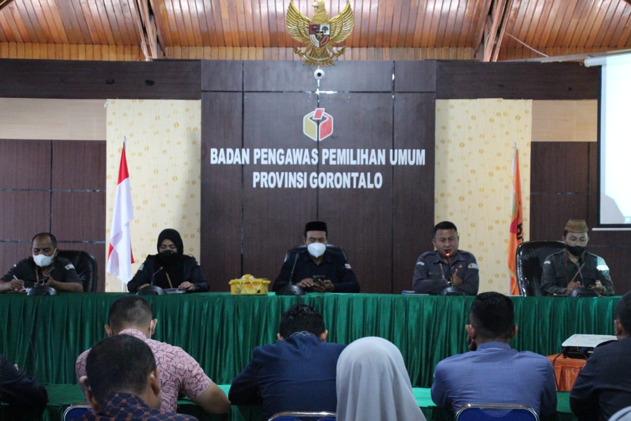 Bawaslu Provinsi Gorontalo Gelar Rapat Identifikasi Kebutuhan SOP Administrasi Pemerintahan