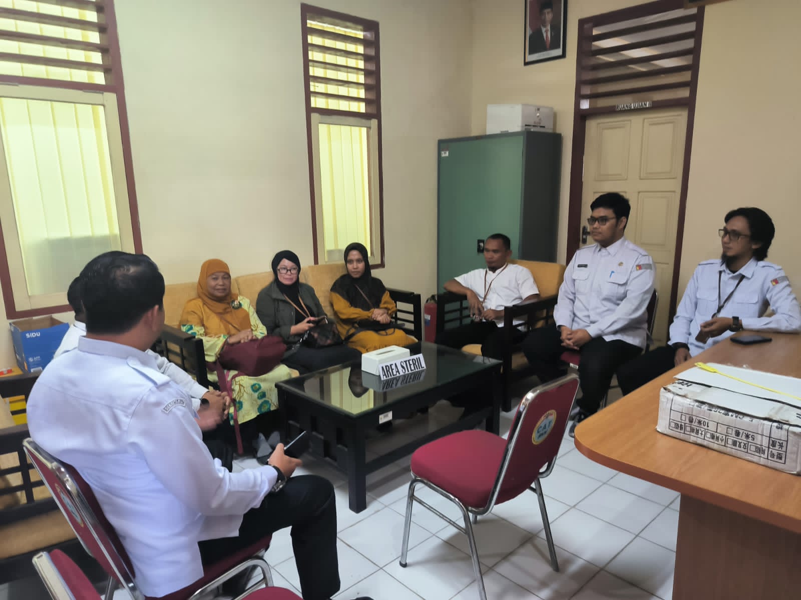 Timsel Bawaslu Provinsi Gorontalo Bersama Kasek Nikson Bangun Koordinasi dengan BKN Gorontalo