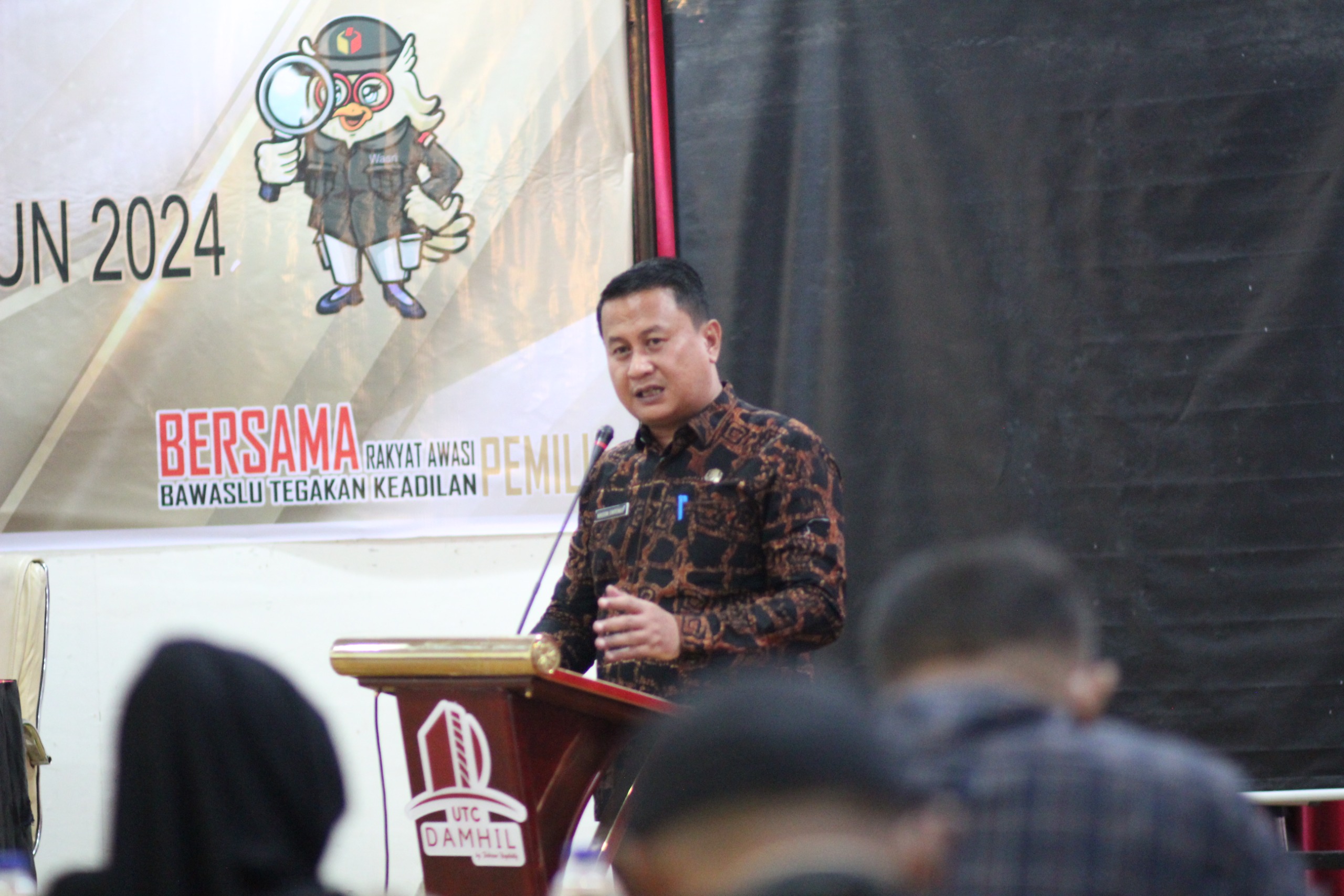 Nikson Entengo Buka Rapat Koordinasi Pengawasan Logistik Pemilu 2024 yang diselenggarakan oleh Bawaslu Kabupaten Gorontalo Utara