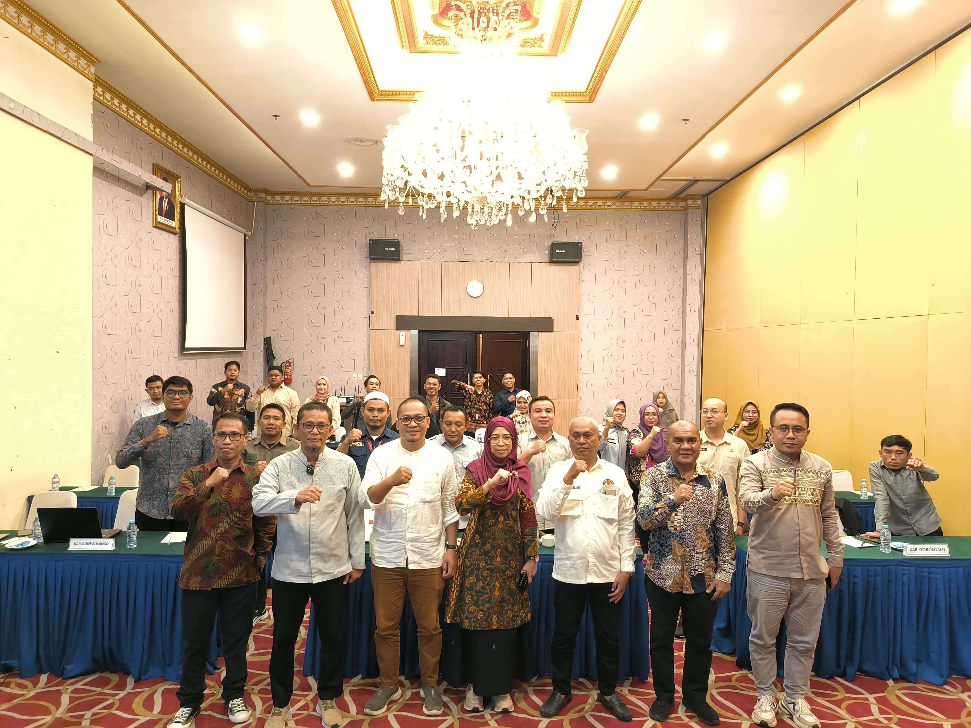 Bawaslu Provinsi Gorontalo Gelar Bimtek Pengelolaan Data Informasi Pemilu