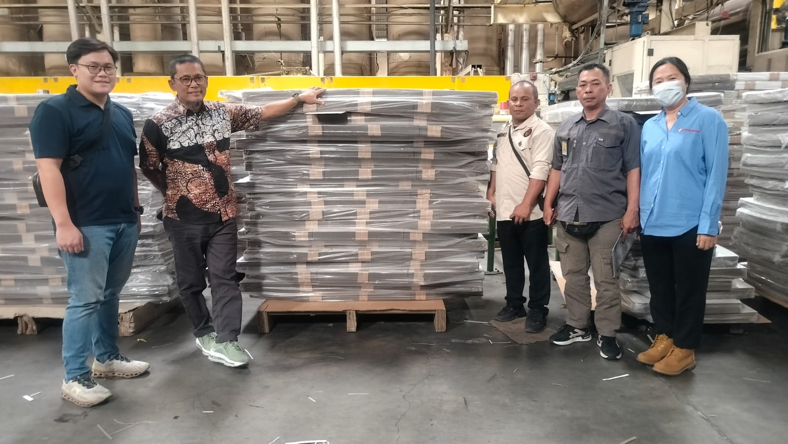 Proses Pencetakan Kotak Suara Pilgub Gorontalo Rampung, John: pentingnya ketepatan waktu