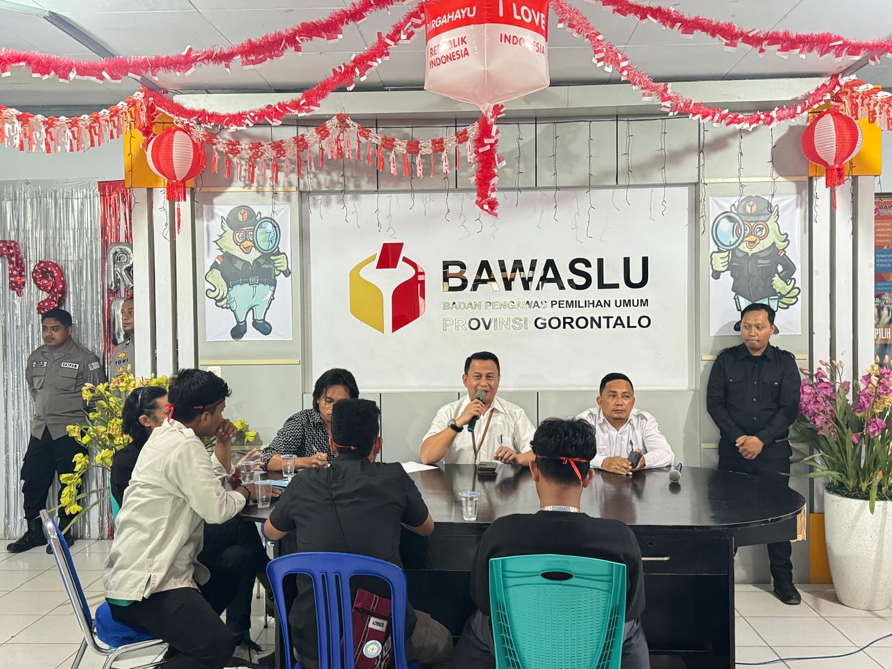 Nikson Entengo terima Audiensi Aliansi Mahasiswa Peduli Demokrasi