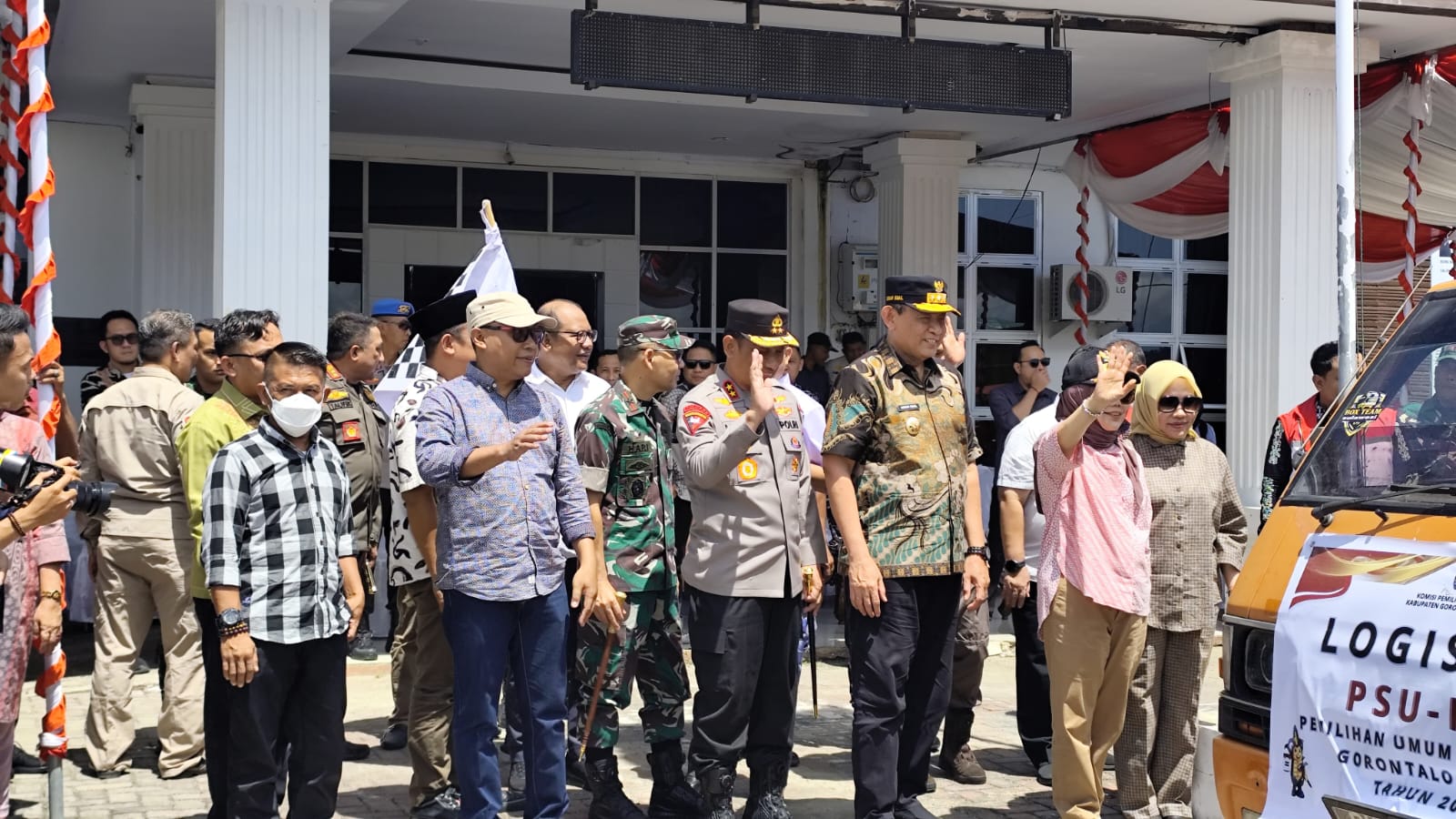 Bawaslu Provinsi Gorontalo Awasi Distribusi Logistik PSU di Gorontalo Utara