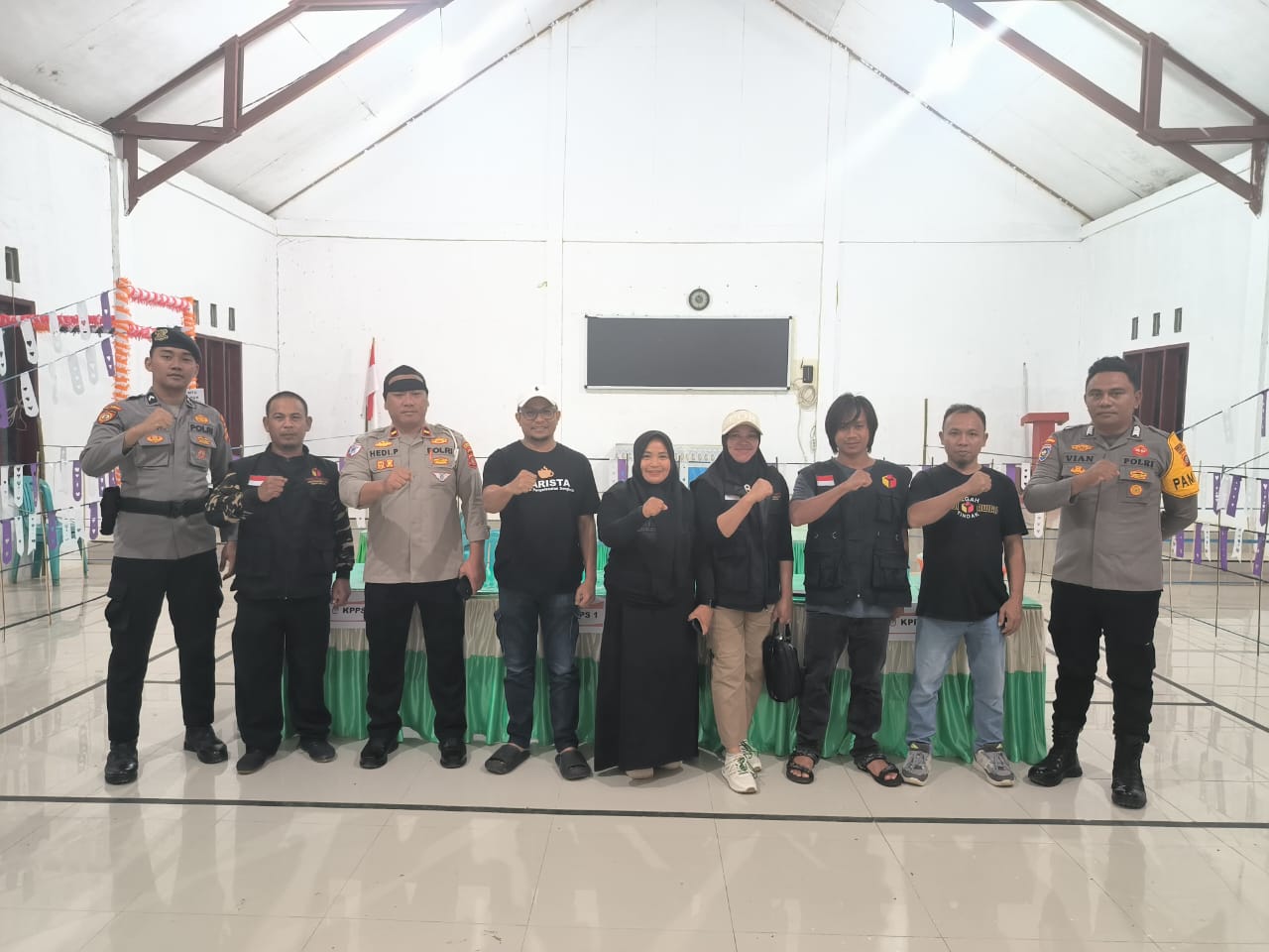 Ketua Bawaslu Gorontalo Lakukan Patroli Pengawasan dan Tinjau TPS Jelang PSU di Tolinggu