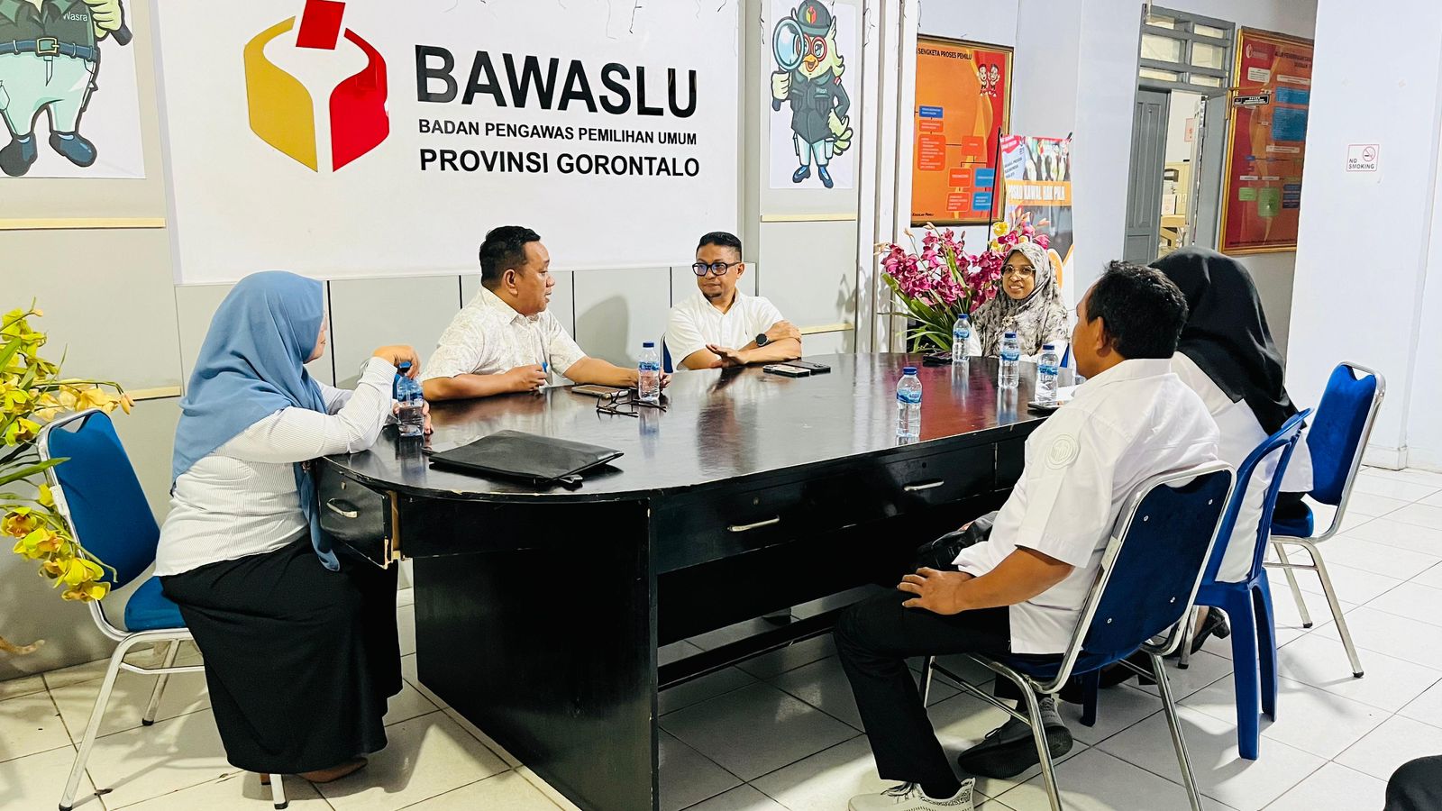 Terima Kunjungan Konsultatif dari Bawaslu Kota Gorontalo, Idris Usuli: Akan Kami Koordinasikan dengan KPU Provinsi Gorontalo