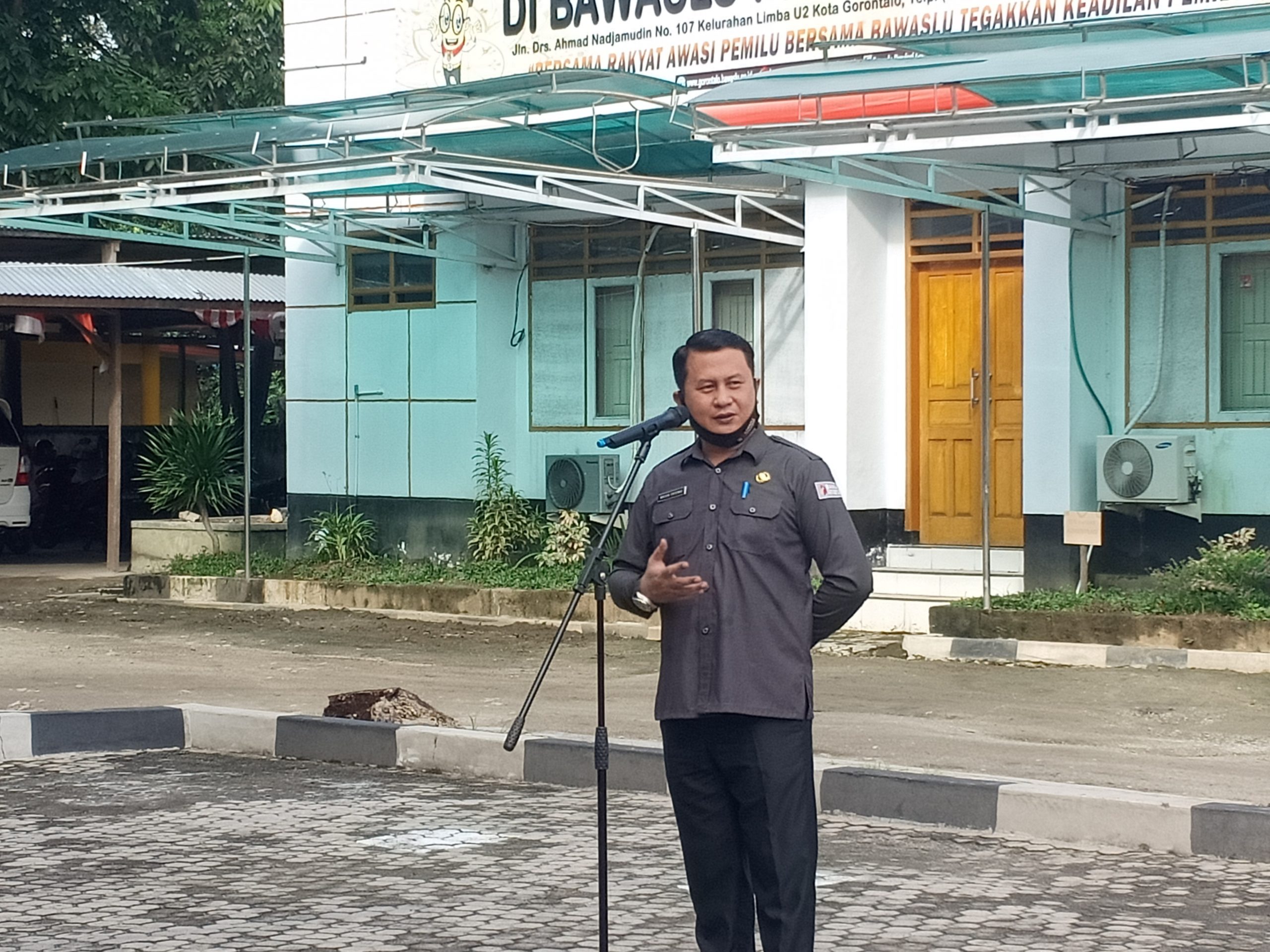 Nikson ; Himbau Tingkat Kedisiplinan Kerja