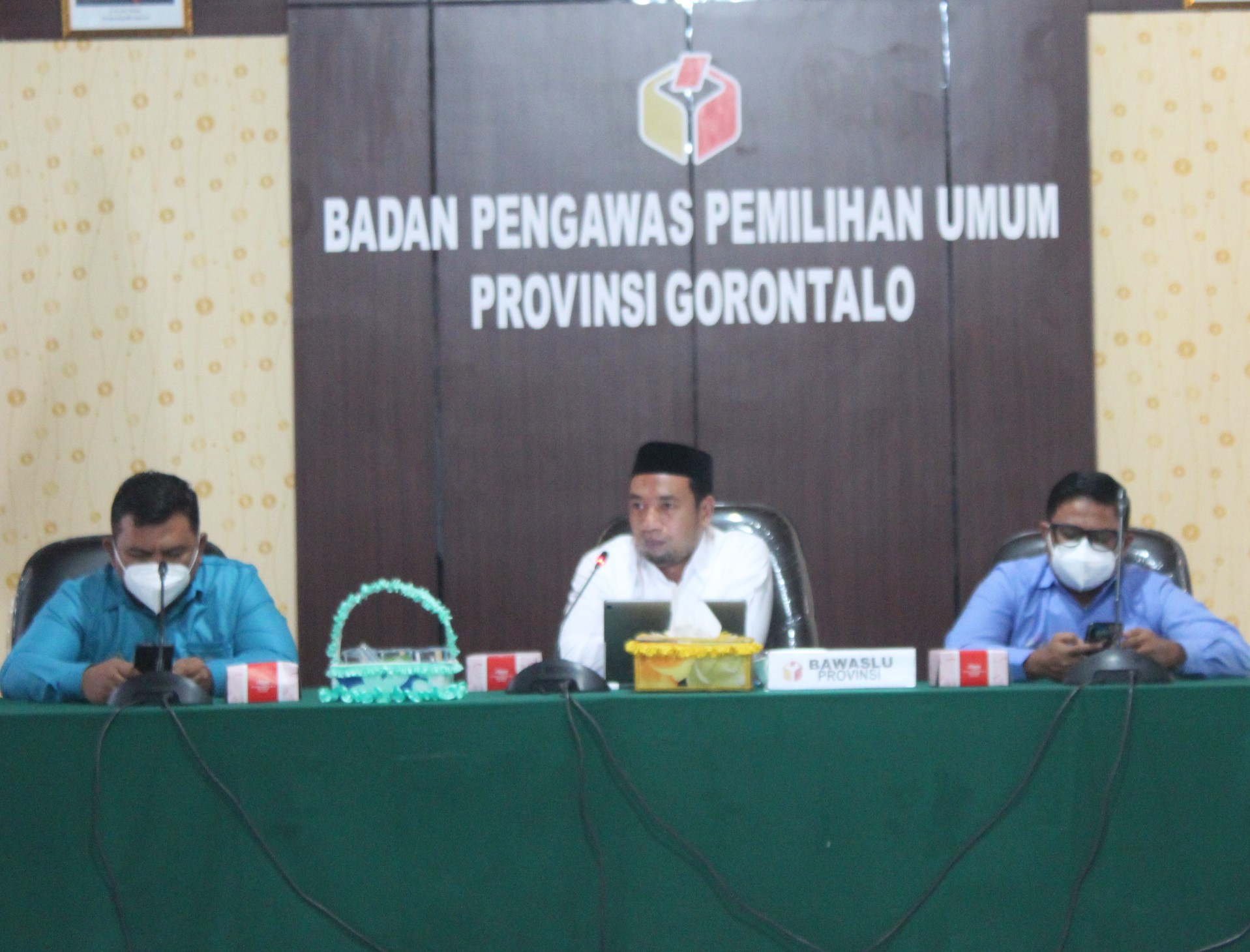 â€œTindaklanjut Permohonan Fakultas Hukum UNG, Bawaslu Provinsi Gorontalo Gelar Rapat Internalâ€