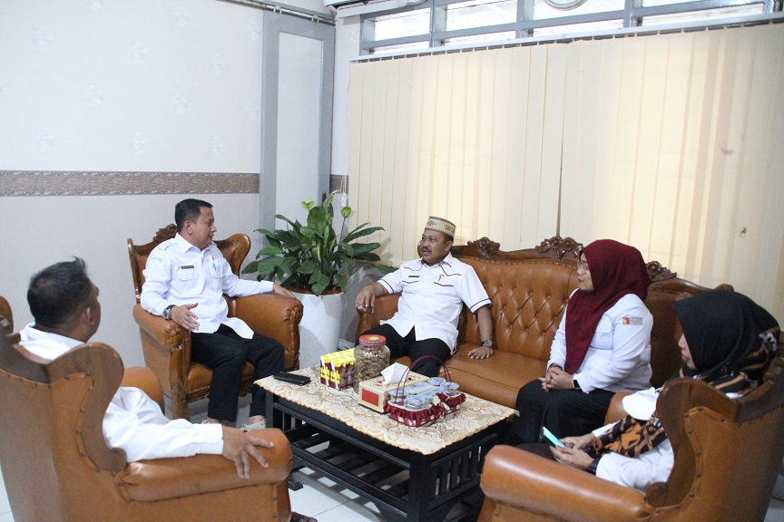 Kasek Nikson Menerima Kunjungan Sekda Kabupaten Boalemo