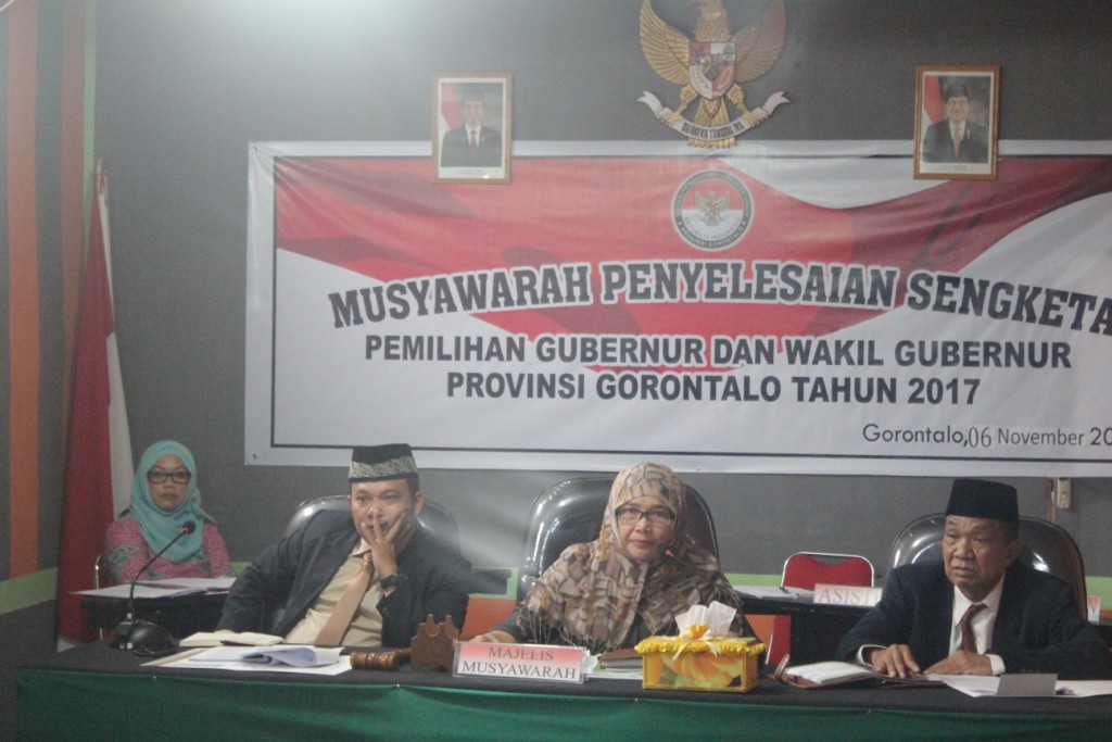 Giliran Aduan Paslon "ZIHAD" di Gelar oleh Bawaslu Gorontalo