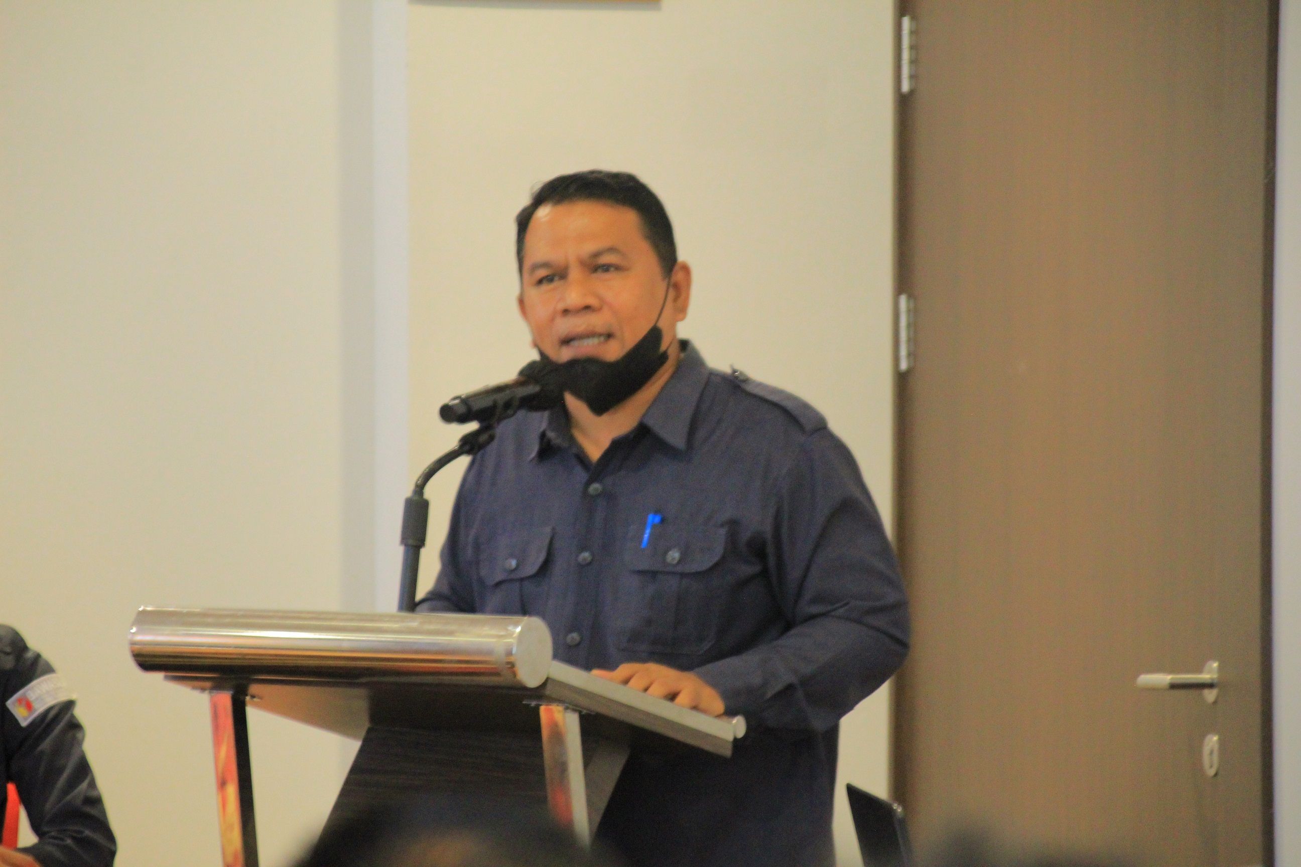 Ahmad Abdullah Membuka Acara Sosialisasi Dan Pencanangan Zona Integritas