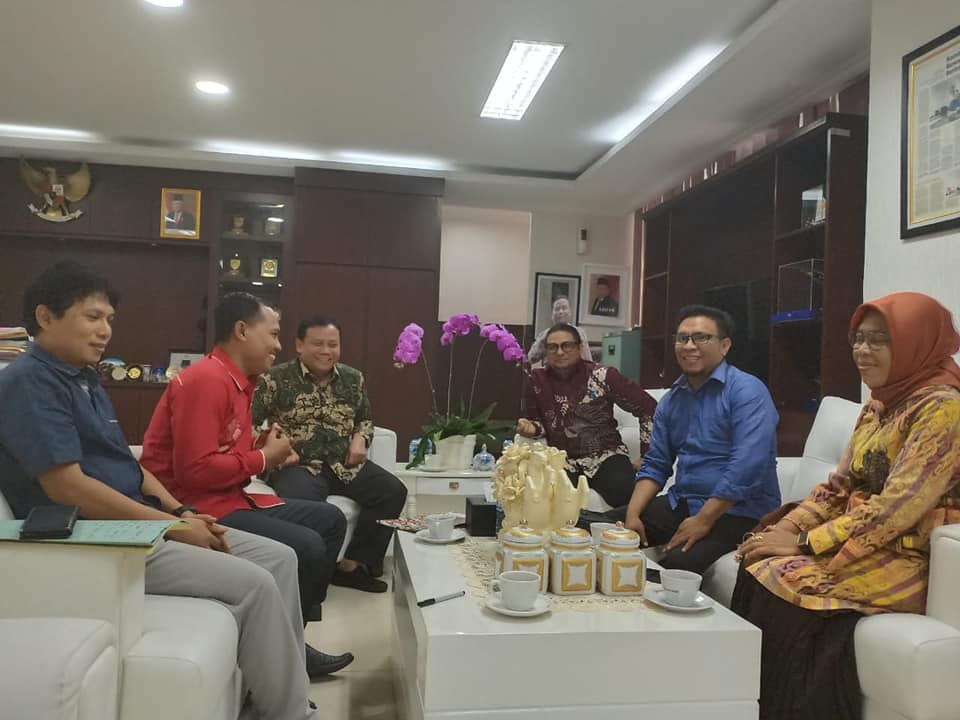 TERKAIT OPTIMALISASI PENGAWASAN PILKADA TIGA WILAYAH DI GORONTALO, KORDIV HUKUM BAWASLU PROVINSI MENYAMBANGI KETUA BAWASLU RI.