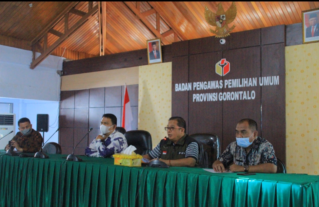 Bawaslu Provinsi Gorontalo Gelar Rapat Persiapan Penyusunan Buku Kinerja
