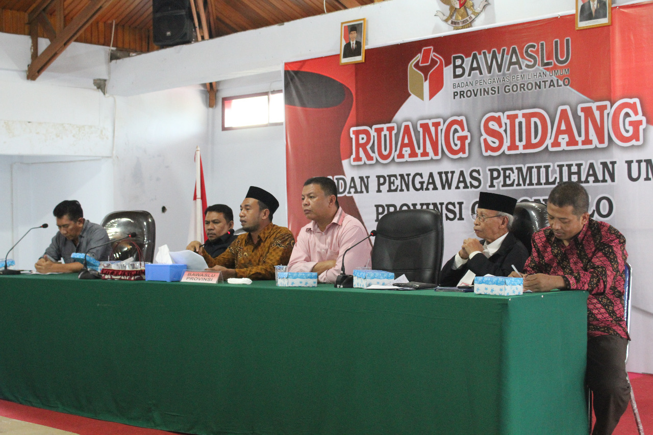 Bawaslu Segera Tertibkan APK Partai - Bacaleg