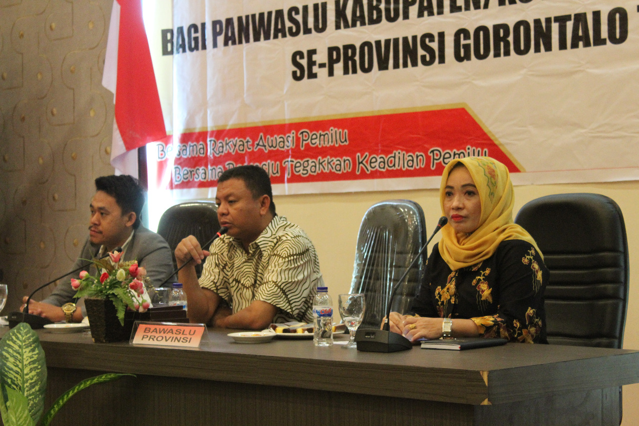 Bawaslu Gelar Bimtek Administrasi Pengelola Keuangan