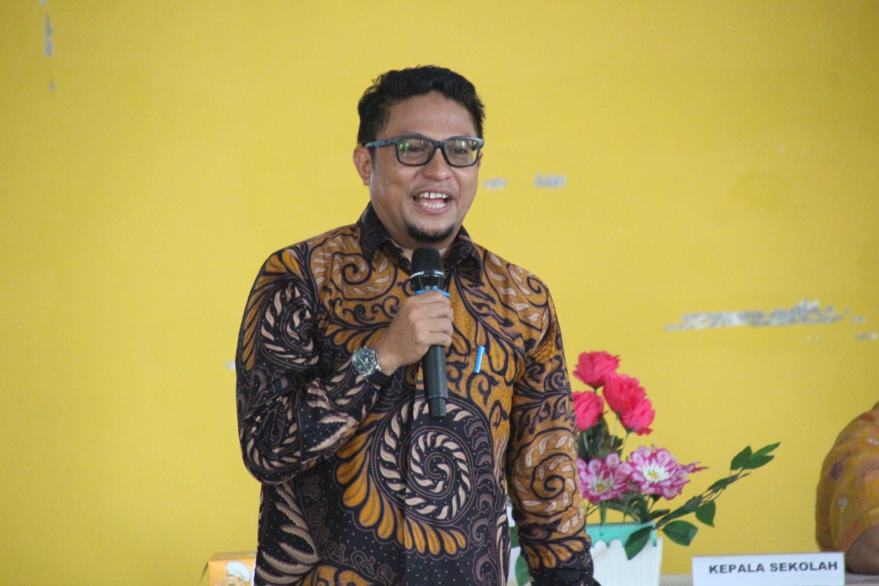 Jadi Guru Tamu, Idris : Paparkan Pemahaman Bahaya Politik Uang Sejak Dini