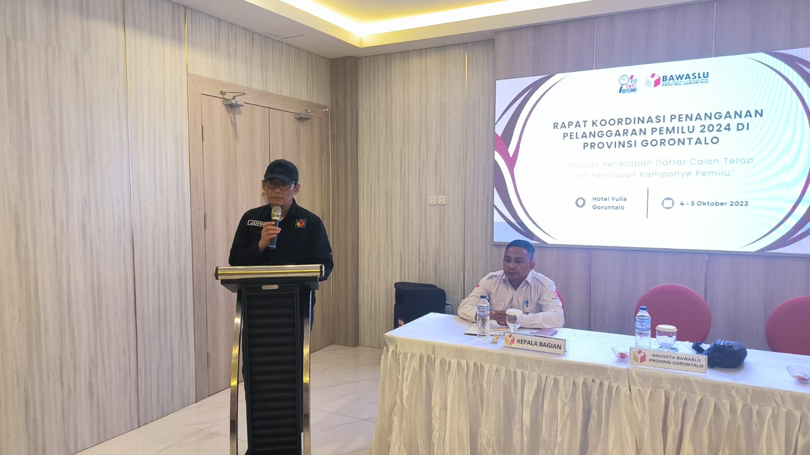 John Hendri Purba Membuka Rakor Penanganan Pelanggaran