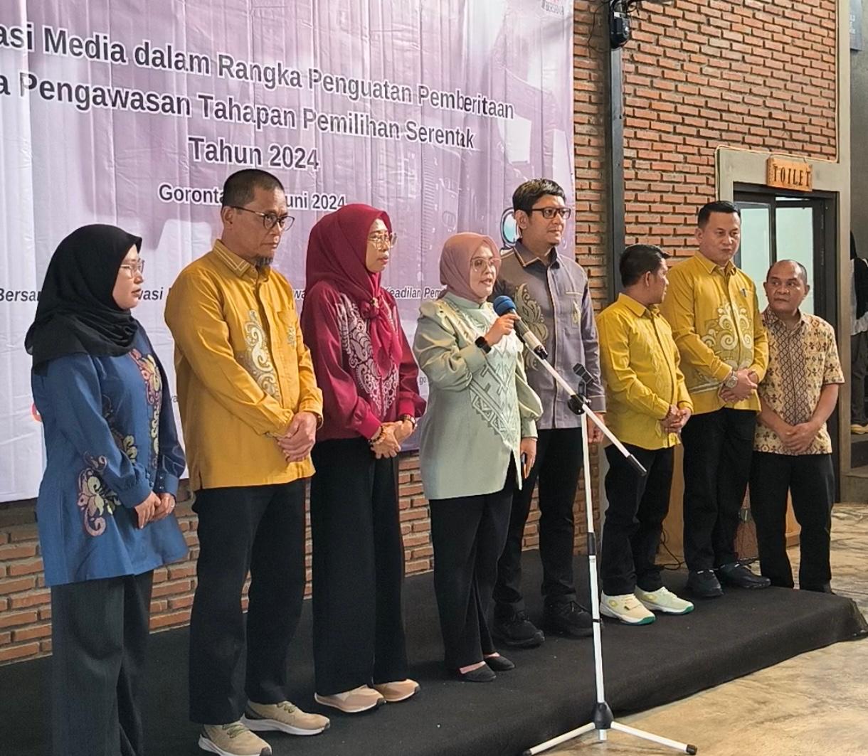 Lolly Suhenty Melaunching Posko Kawal Hak Pilih Pilkada 2024