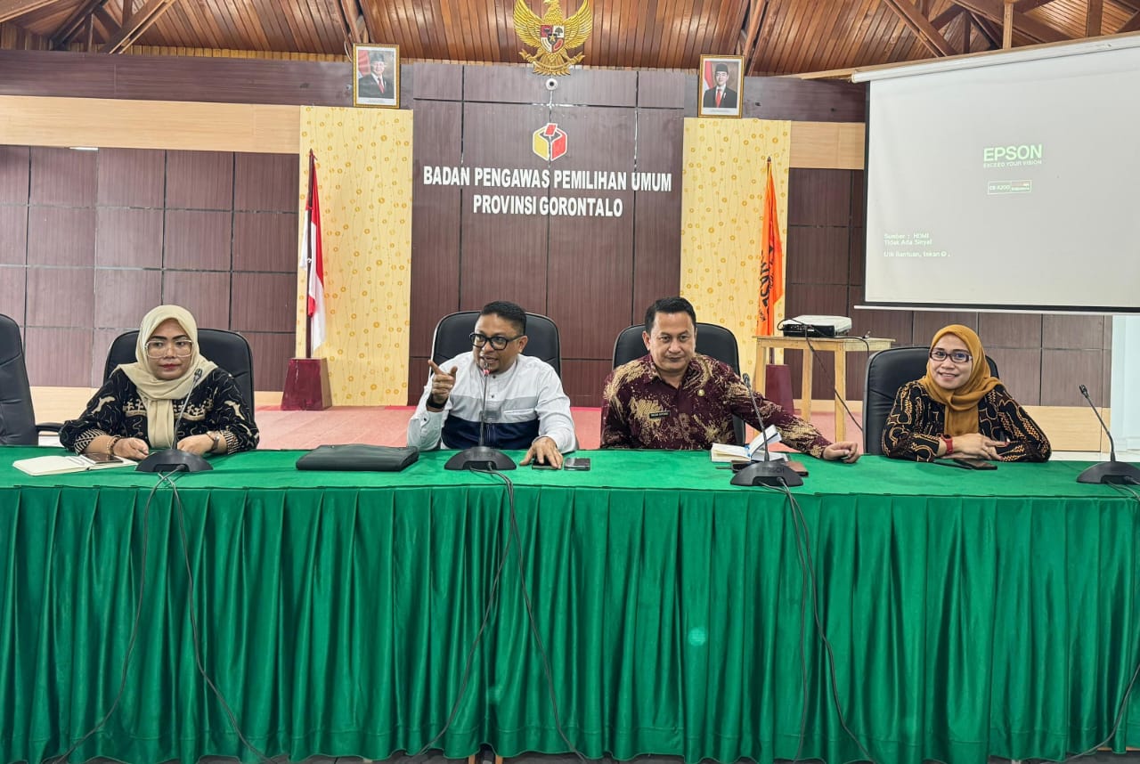 Bawaslu Provinsi Gorontalo Gelar Rapat Evaluasi Laporan SDMO dan Diklat