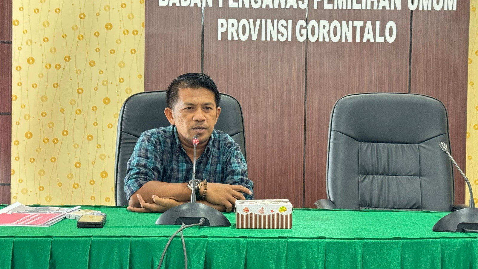 Moh. Fadjri Arsyad minta Bawaslu Kabupaten/Kota Tingkatkan Publikasi dan Pemberitaan