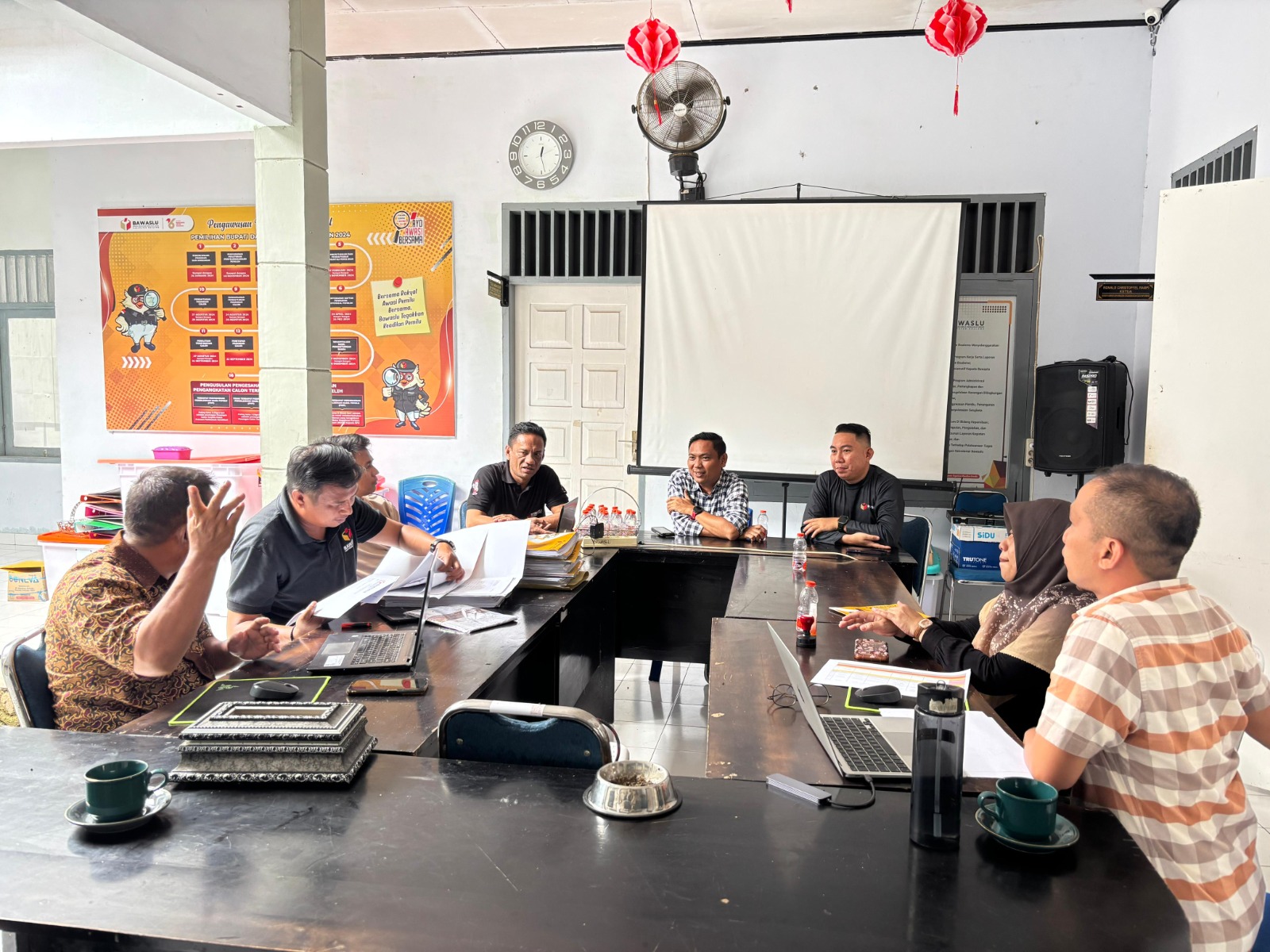 Wahyudin Akili Monitoring Pengelolaan Barang Dugaan Pelanggaran di Bawaslu Boalemo