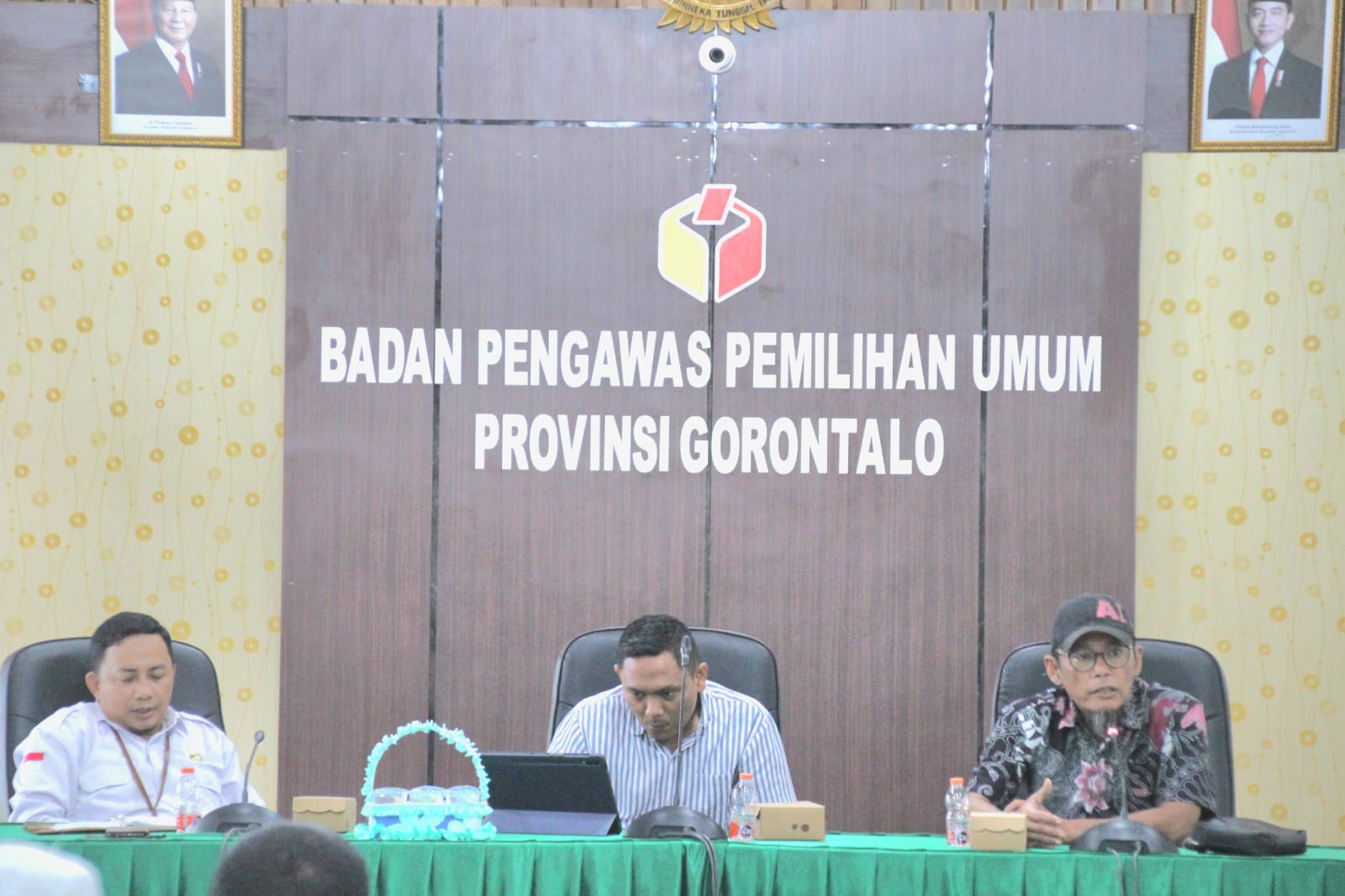 Bawaslu Provinsi Gorontalo Gelar Rakor Penguatan Kelembagaan Divisi Hukum dan Sengketa
