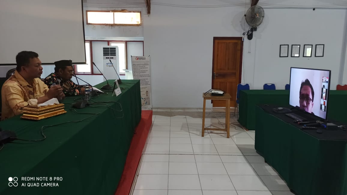 Tindaklanjuti Surat Sekjend, Bawaslu Provinsi Gorontalo gelar rapat Internal.