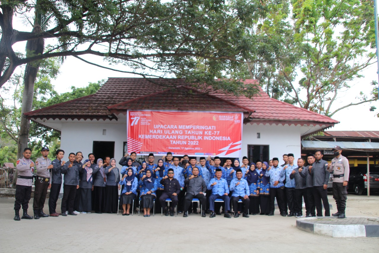 Bawaslu Provinsi Gorontalo Gelar Upacara Peringatan HUT Ke-77 Kemerdekaan Republik Indonesia Tahun 2022