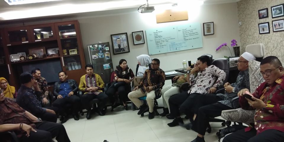 HADIRI UNDANGAN KORDIV HUKUM, HUMAS DAN HUBAL BAWASLU RI, IDRIS USULI PAPARKAN 20 PUTUSAN PENGADILAN TERKAIT PENANGANAN PERKARA PIDANA PEMILU.