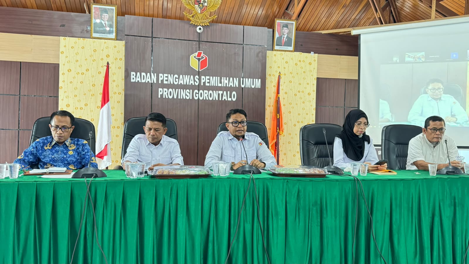 Evaluasi P2P